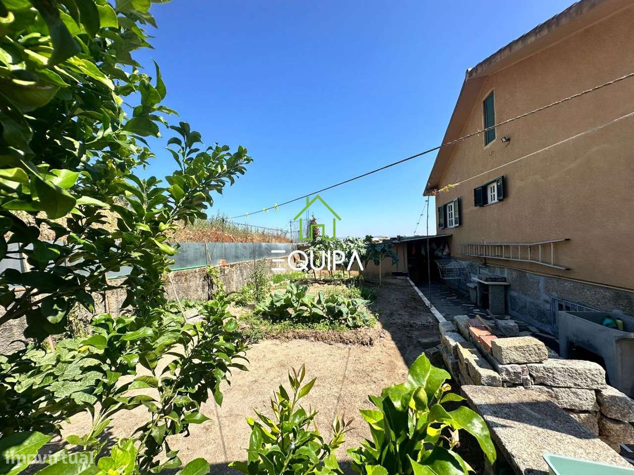 MORADIA COM DOIS T2 - Grande imagem: 5/13