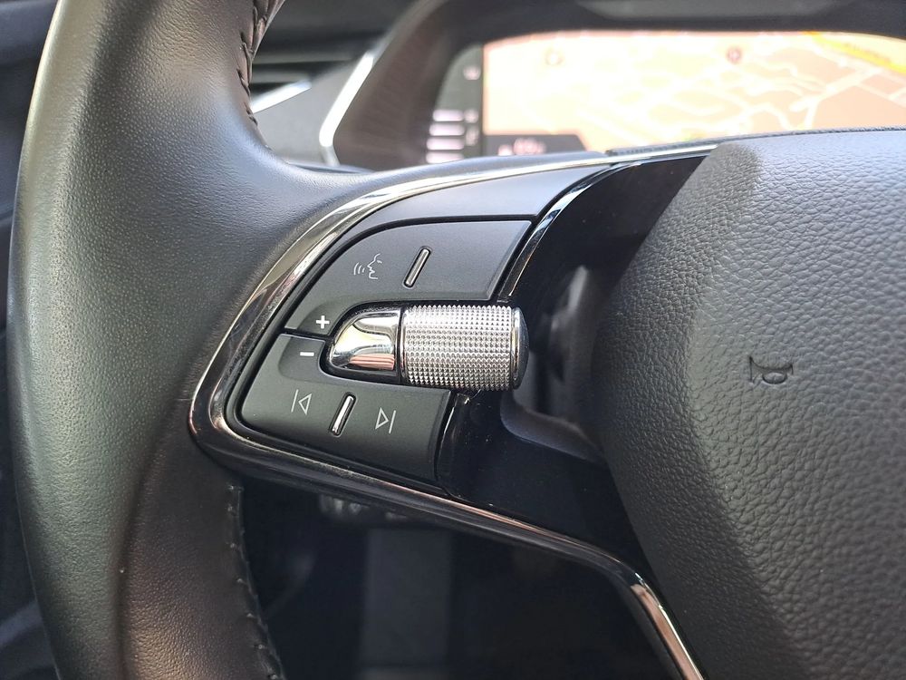 SKODA OCTAVIA Style 1.5TSI 150KM Martwe pole ACC Kamera Elektryczne fotele ASO PL