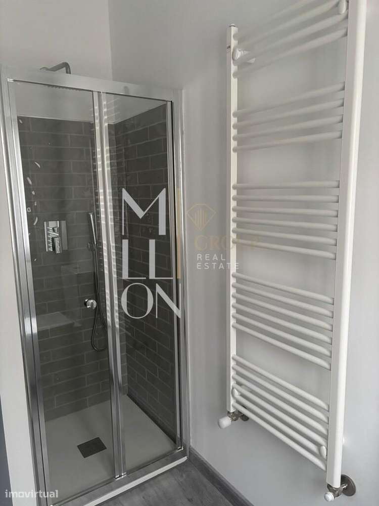 Apartamento T2 Duplex totalmente reconstruído no centro histórico da v - Grande imagem: 4/15