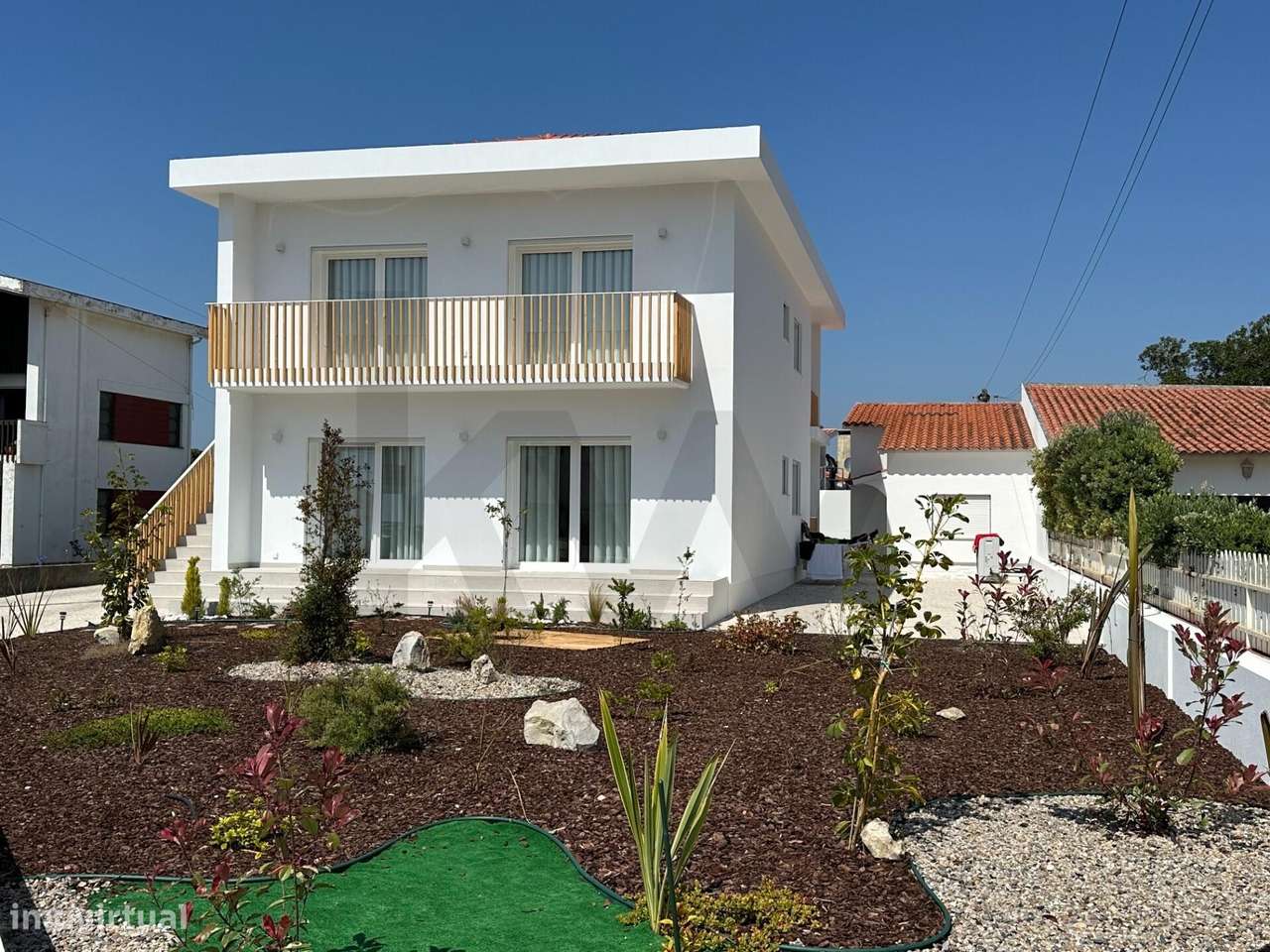 Moradia T4 de 250m2 com 3 suites totalmente renovada I São Pedro de Mo - Grande imagem: 4/60