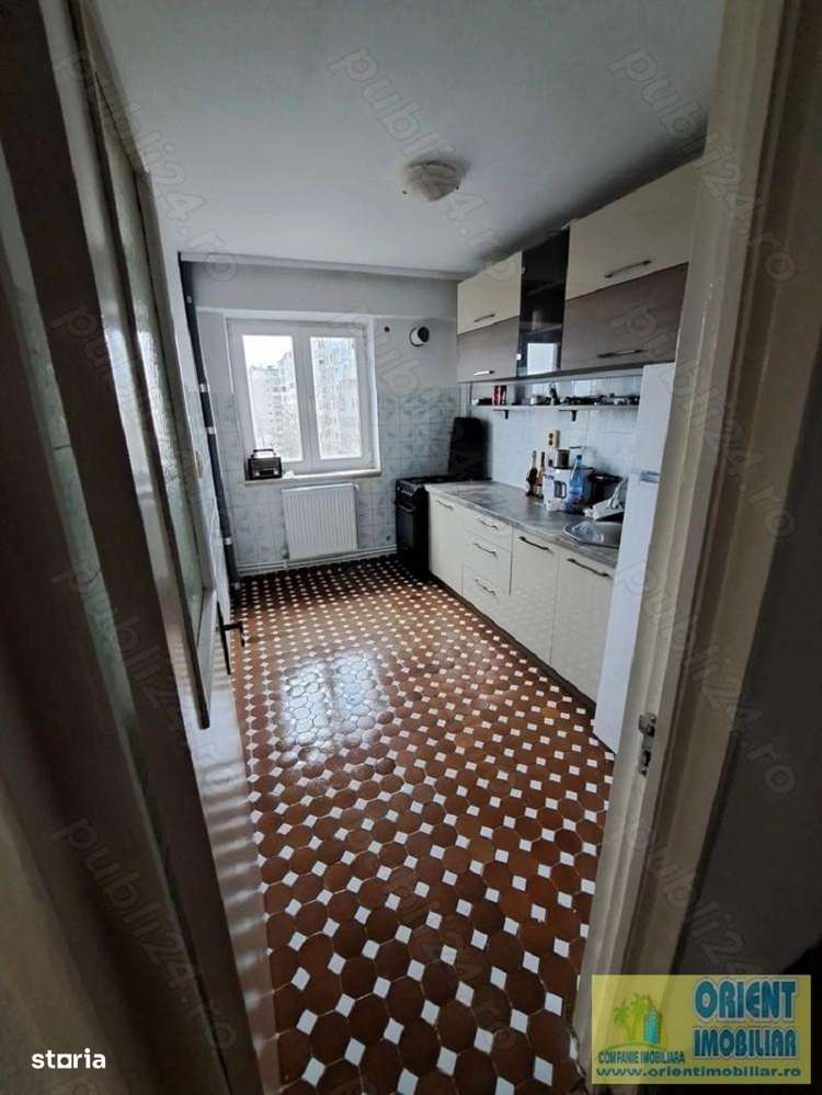 Casa de Cultura, decomandat, 3 camere, gaze, vanzari Constanta-2