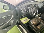 Volvo V40 Cross Country 2.0 D2 Momentum - 34