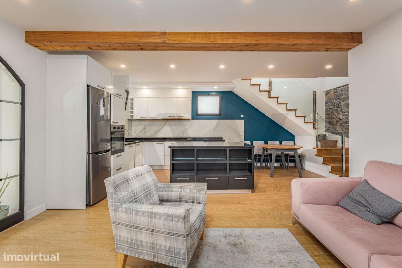 Moradia T3 + T1 com Entradas Independentes – 470 m2 em Santa Maria Mai - Grande imagem: 4/60