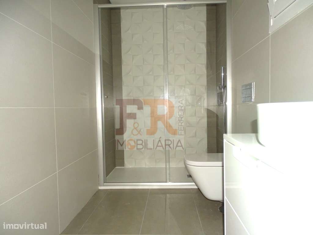 Moradia Duplex T3 Pinhal General ,Fernão Ferro-14