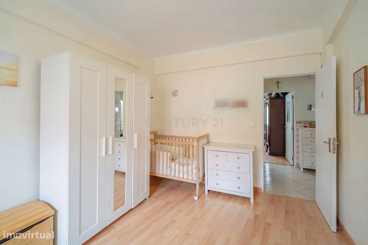 Apartamento T2 em Cacilhas – Excelente Localização-16