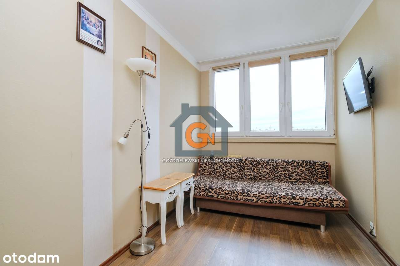 Sprzedam 3 pok. mieszkanie o pow.  57,60m2 ul. Galaktyczna-5