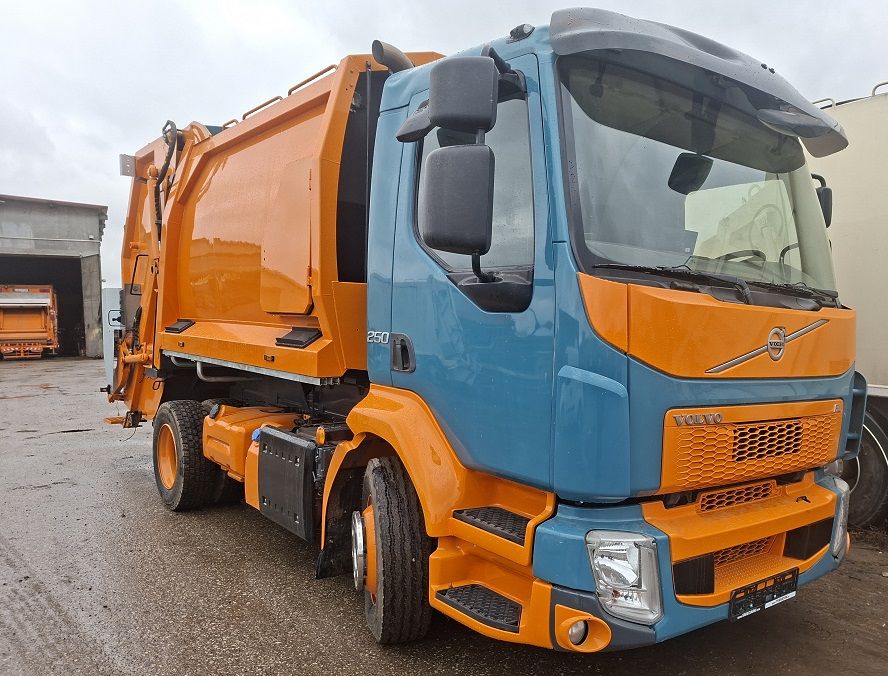 Volvo FL 2019