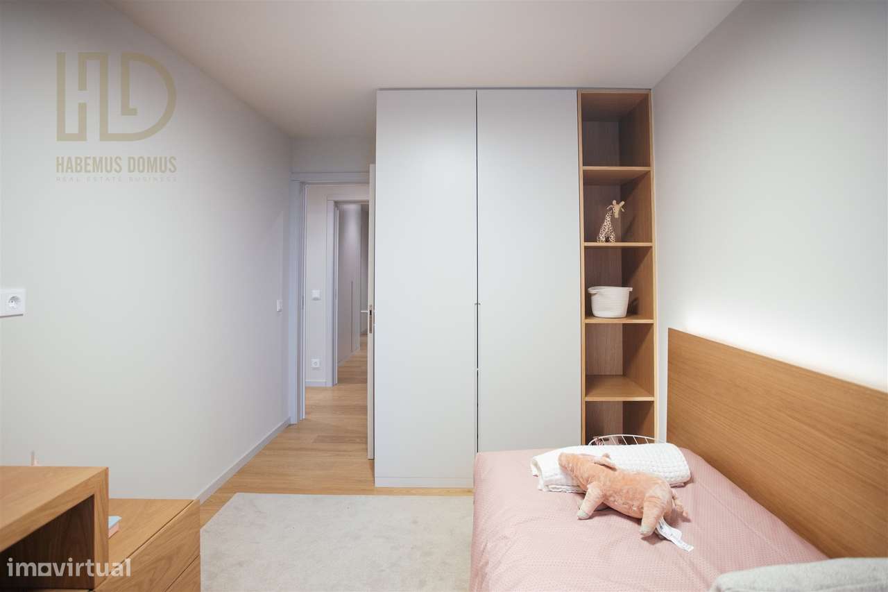 Apartamento T4 nos Jardins da Arrábida-19