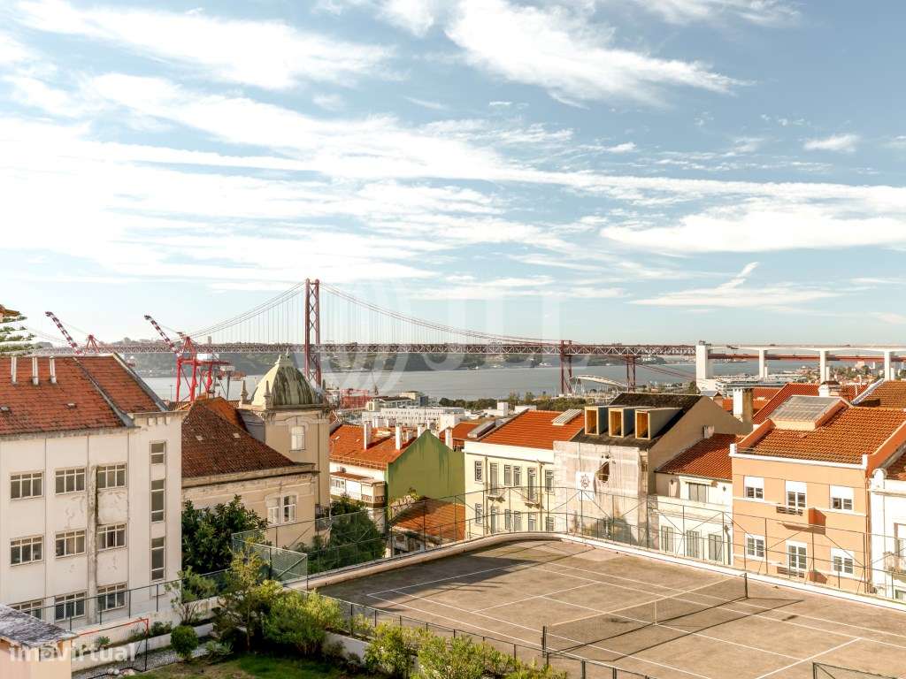 Apartamento T1 com vista rio, na Lapa, Lisboa - Grande imagem: 1/20