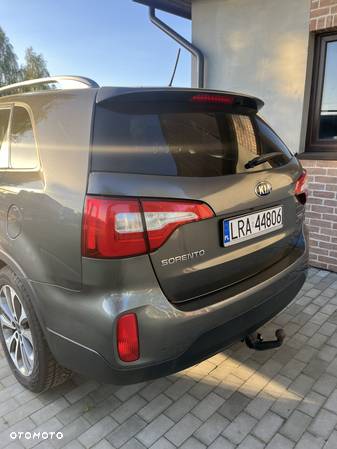 Kia Sorento - 4