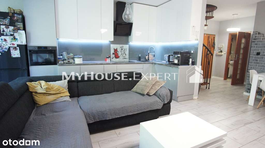 Dwupoziomowe mieszkanie przy Placu Grunwaldzkim-2