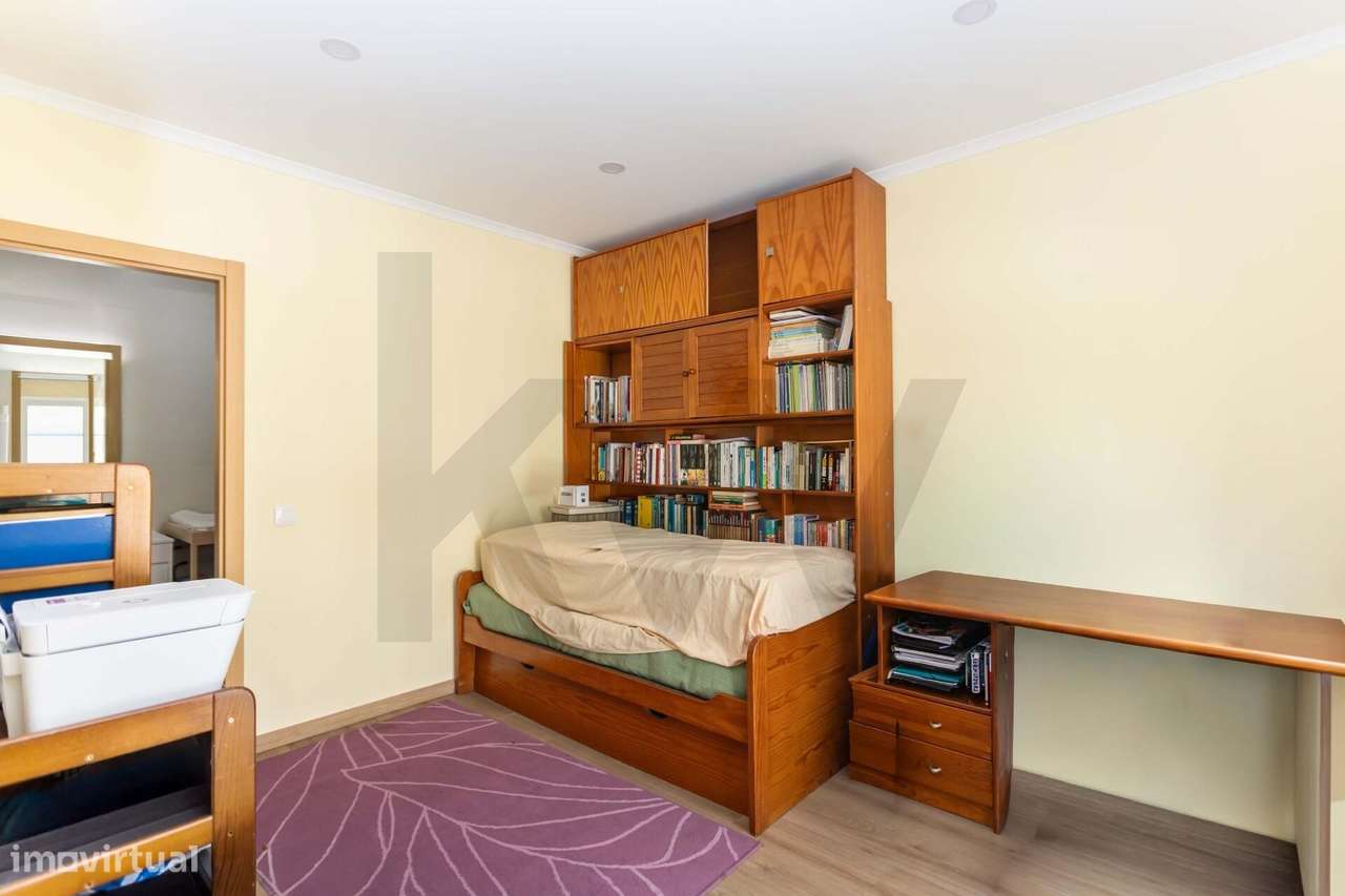 Moradia T4 na Moita – Zona do Palheirão | Excelente Exposição Solar-15