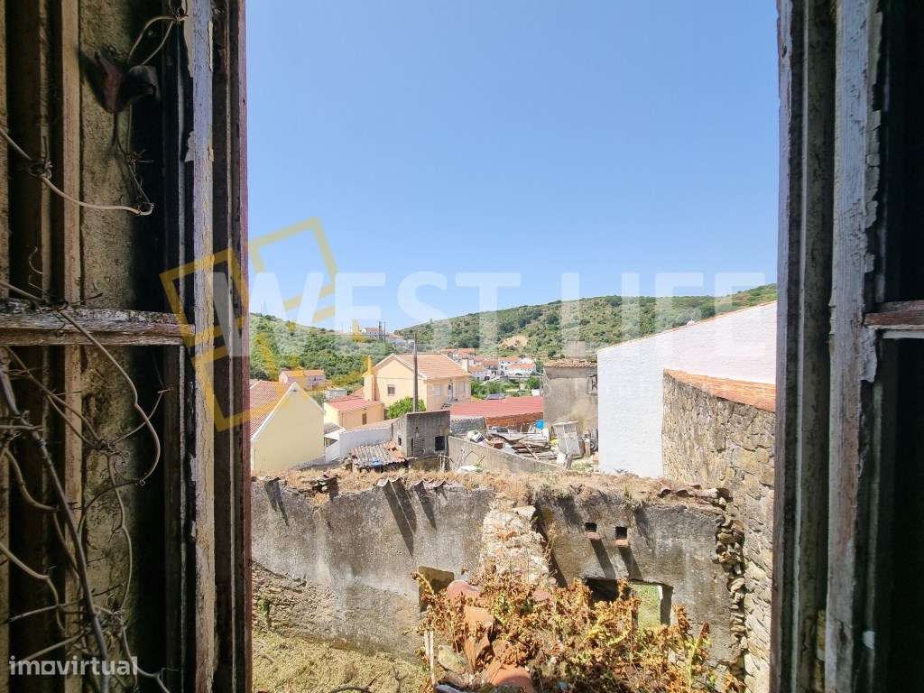 Moradia T3 em Ruína com Excelente Exposição Solar e Lote de 272m² -...-23