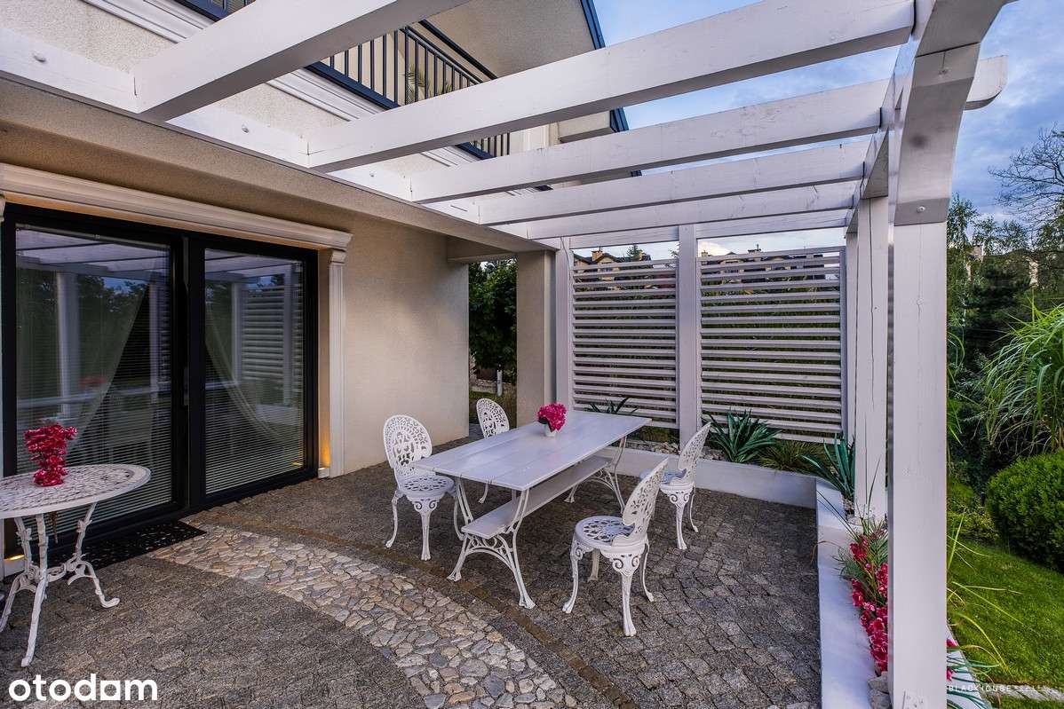 Dom wolnostojący z pięknym widokiem i basenem-18