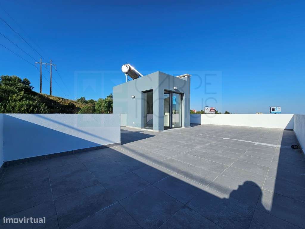 Moradia nova T4, com piscina, em Alverca, Vila Franca de Xira, Lisboa-36