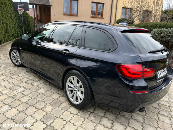 BMW Seria 5 535d xDrive - 32