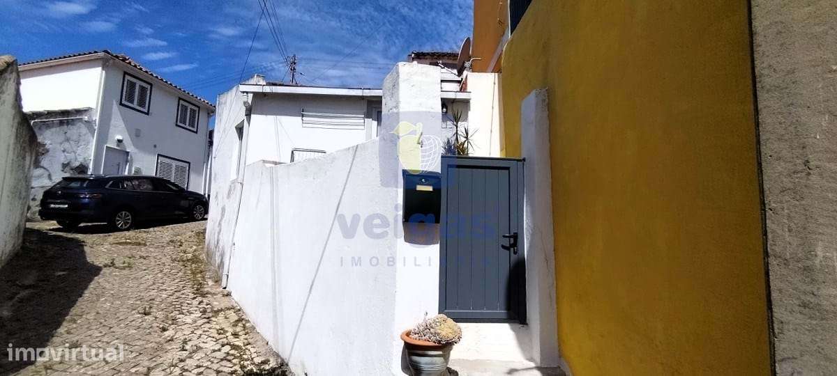 Moradia T1 + T1 | Venda Conjunta | Arcena – Alverca | Possibilidade de - Grande imagem: 1/39