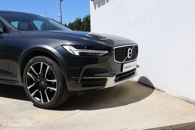 Volvo V90 Cross Country 2.0 D4 AWD Geartronic - 29