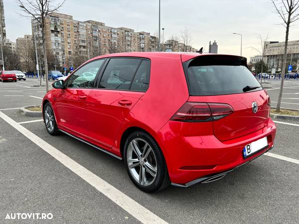 Volkswagen Golf - 5