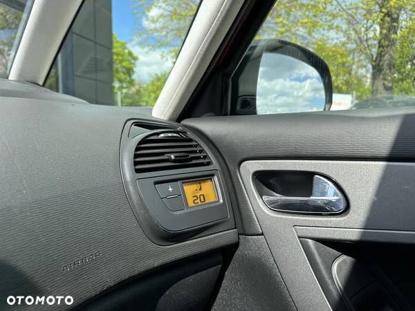 Citroën C4 Picasso 1.8i Impress - 29