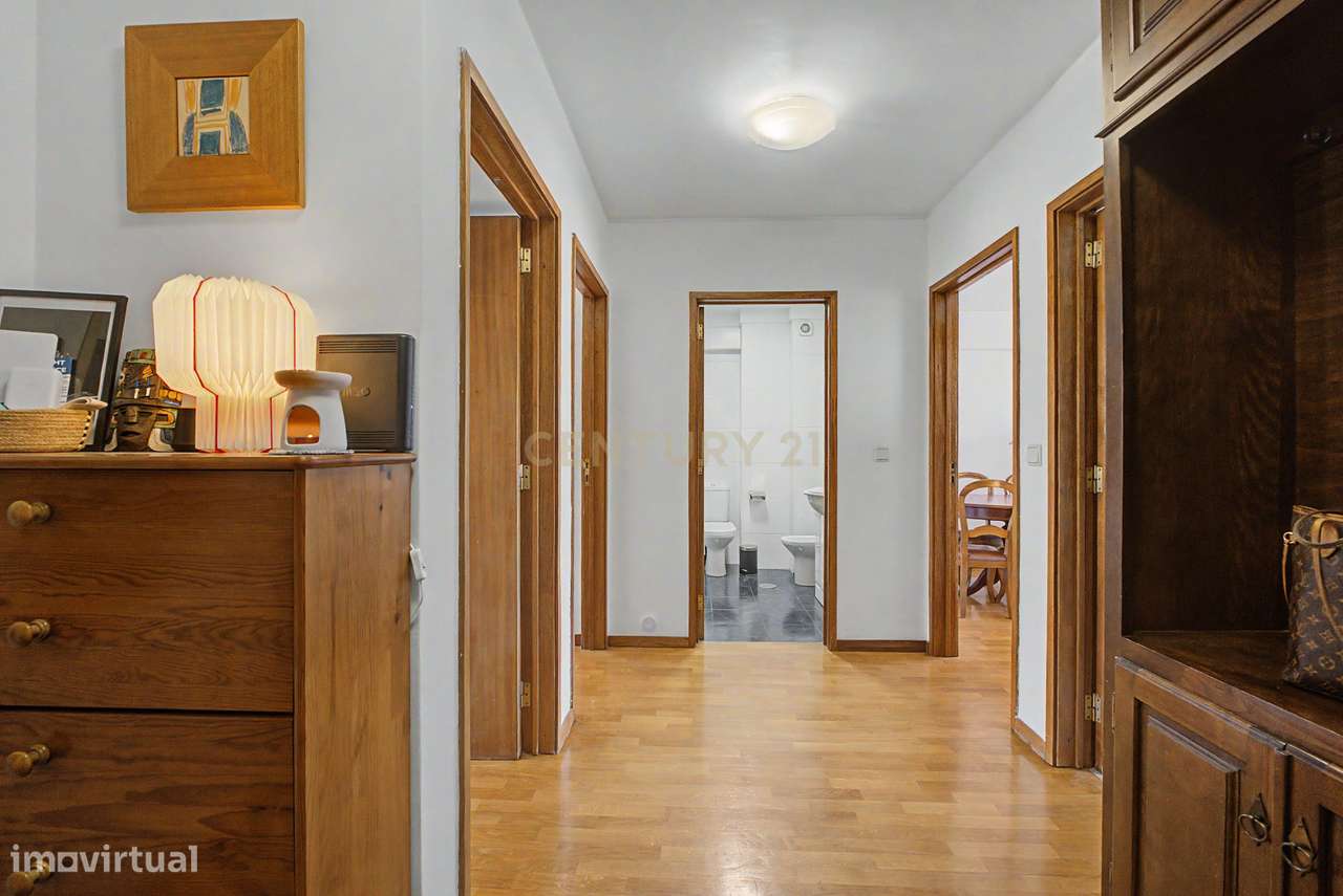 Apartamento T2 em Cedofeita, Porto - Oportunidade Única!-11