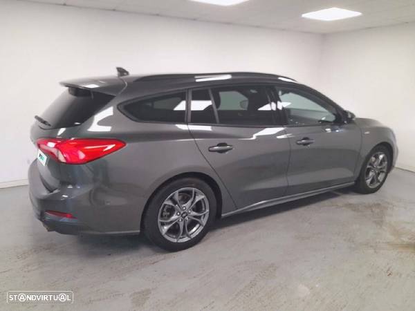 Ford Focus SW 1.5 TDCi EcoBlue ST-Line - 4