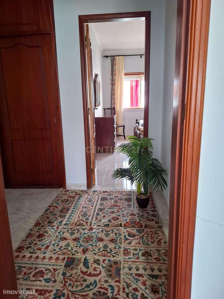 Apartamento T2 no centro da Praia da Consolação, Peniche-3