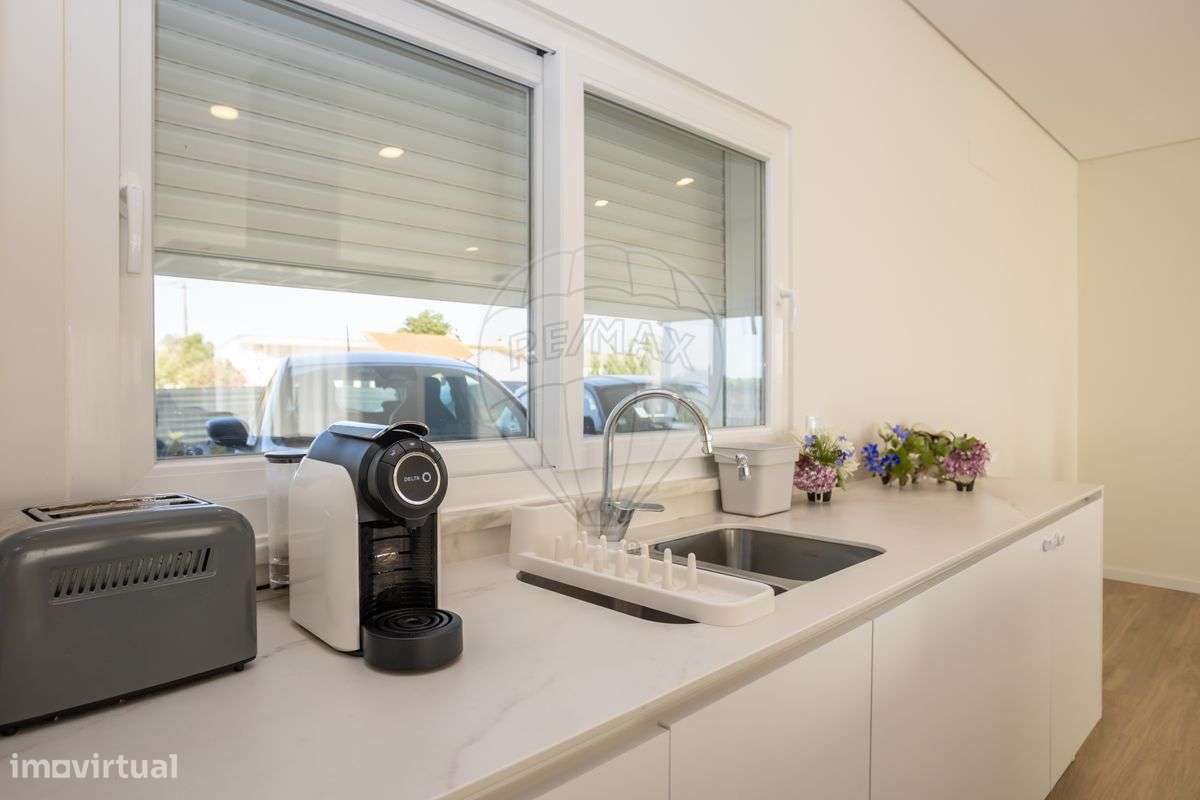 Moradia T4 para venda-5