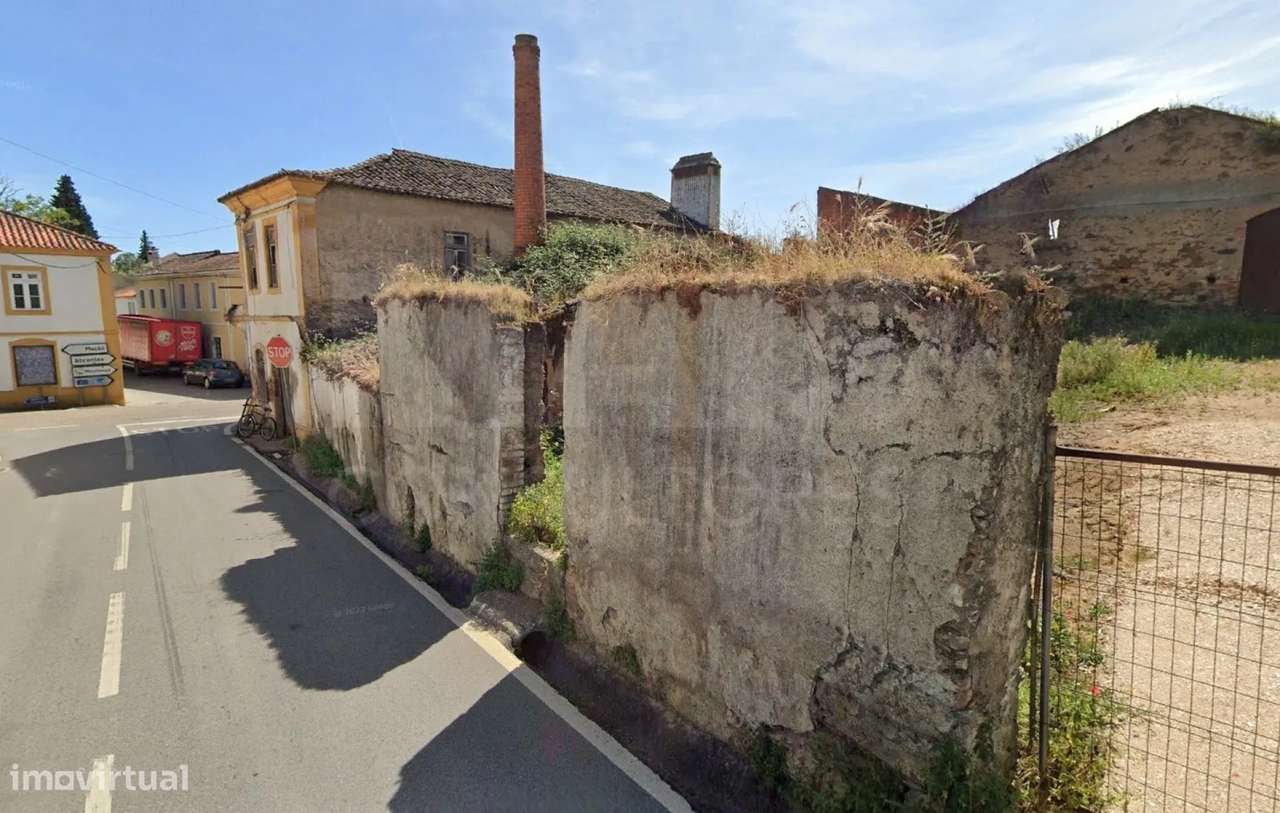 Predios em Ruina +Terreno Rustico - Grande imagem: 4/18