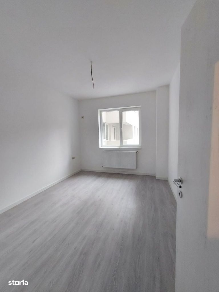 Apartament 2 camere, pret redus langa metrou