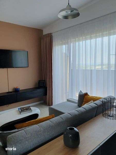 Garsoniera penthouse inchiriere - Imagine principală: 5/6