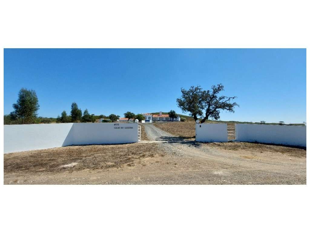 MORADIA (638 m2), Anexo (152 m2)-8