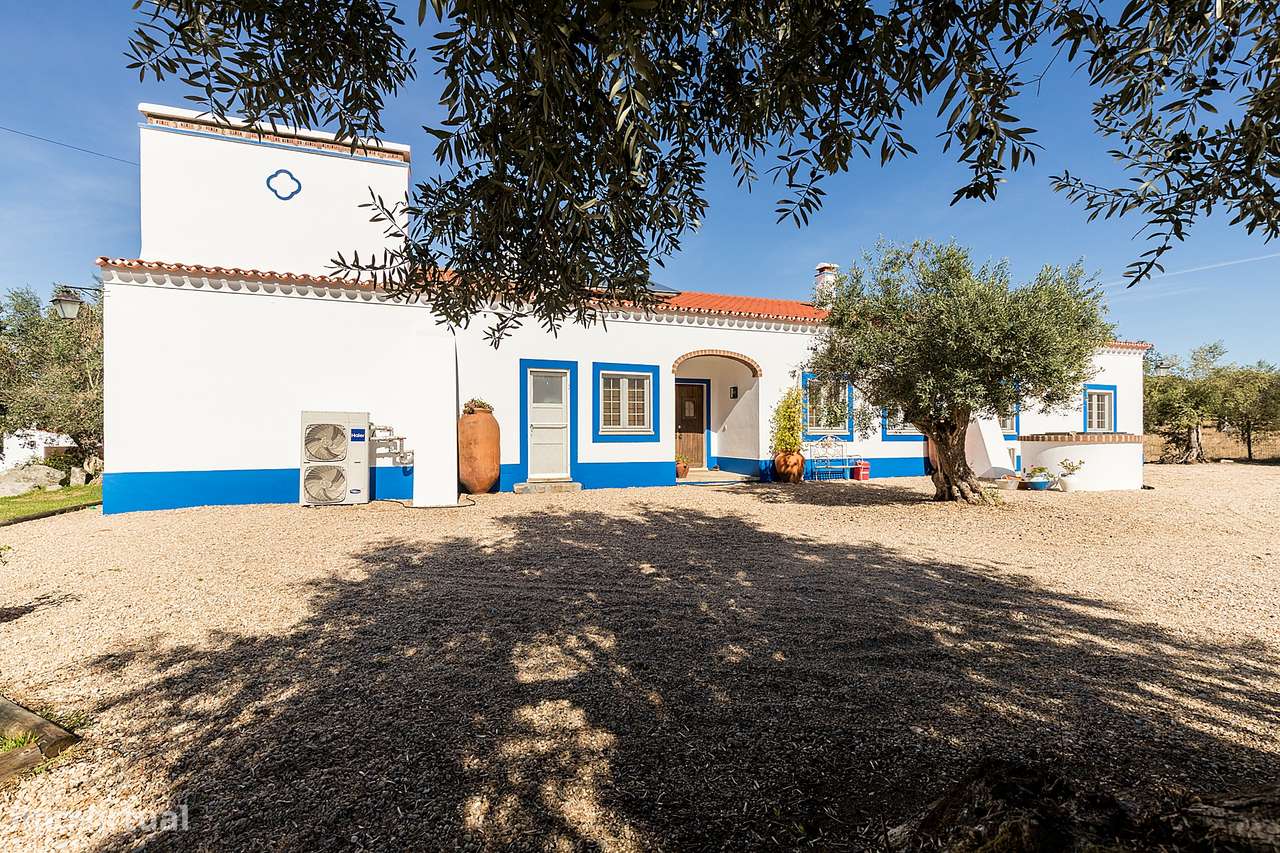 Quinta de charme T5 com piscina e 7 000 m² — vistas para o Castelo de-54