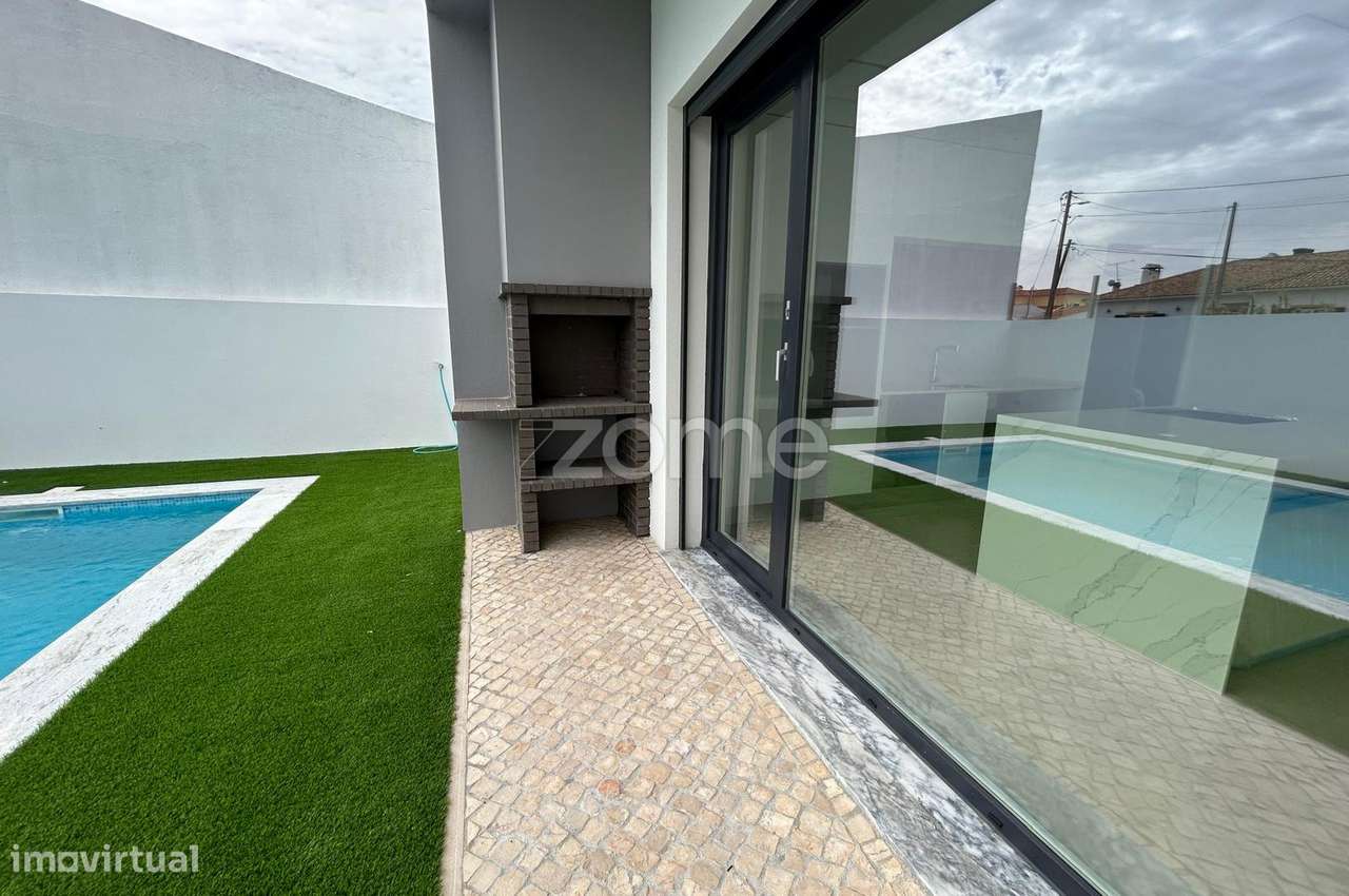 Moradia T4 Térrea em lote de 527m2 - Azeitão-29