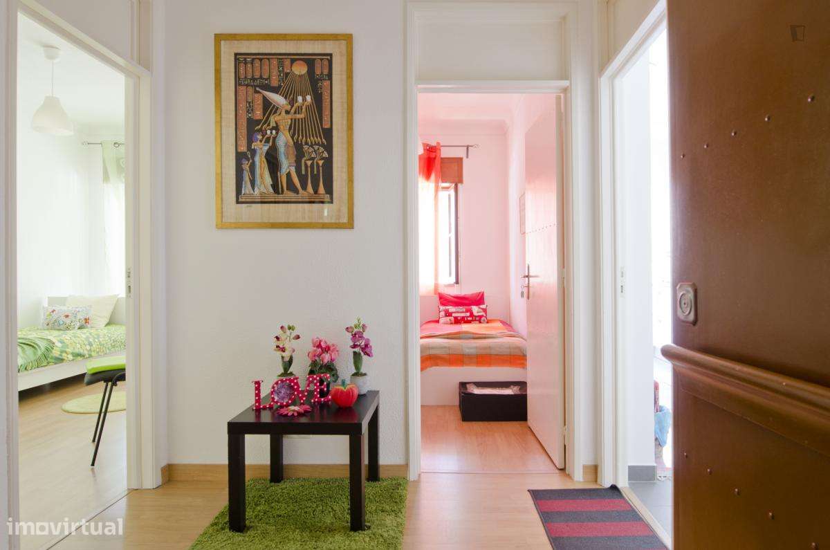 Quarto - localizado em Sete Rios Lisbon - Grande imagem: 5/10