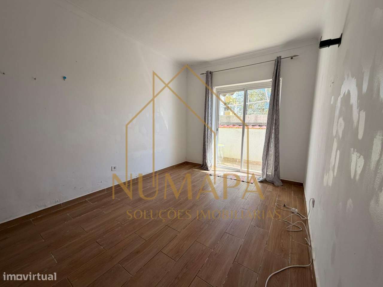 Apartamento T2 + 1 com logradouro no Feijó – Almada - Grande imagem: 4/30
