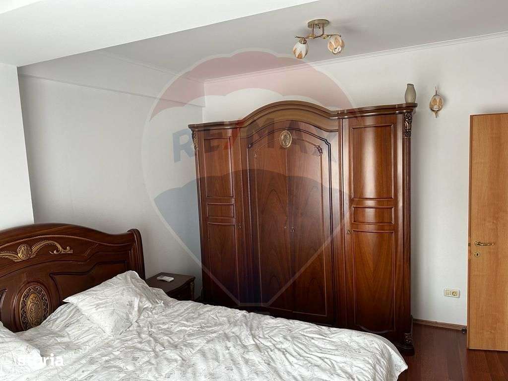 Apartament cu 2 camere de vânzare în Mamaia Nord - Imagine principală: 5/11