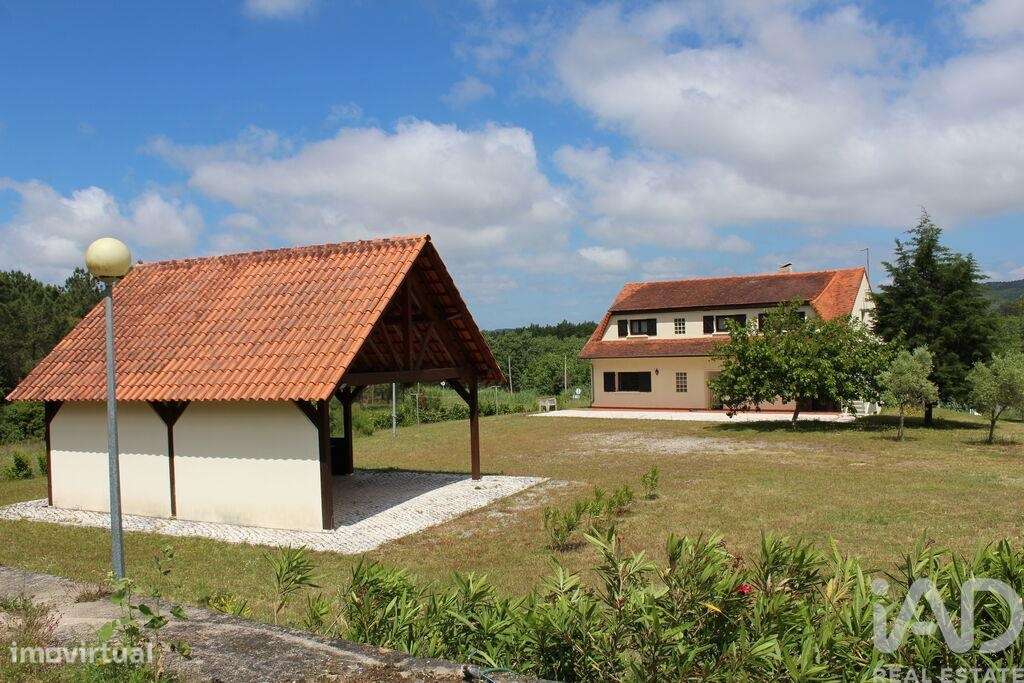 Casa / Villa T5 em Famalicão de 415,00 m2 - Grande imagem: 2/30