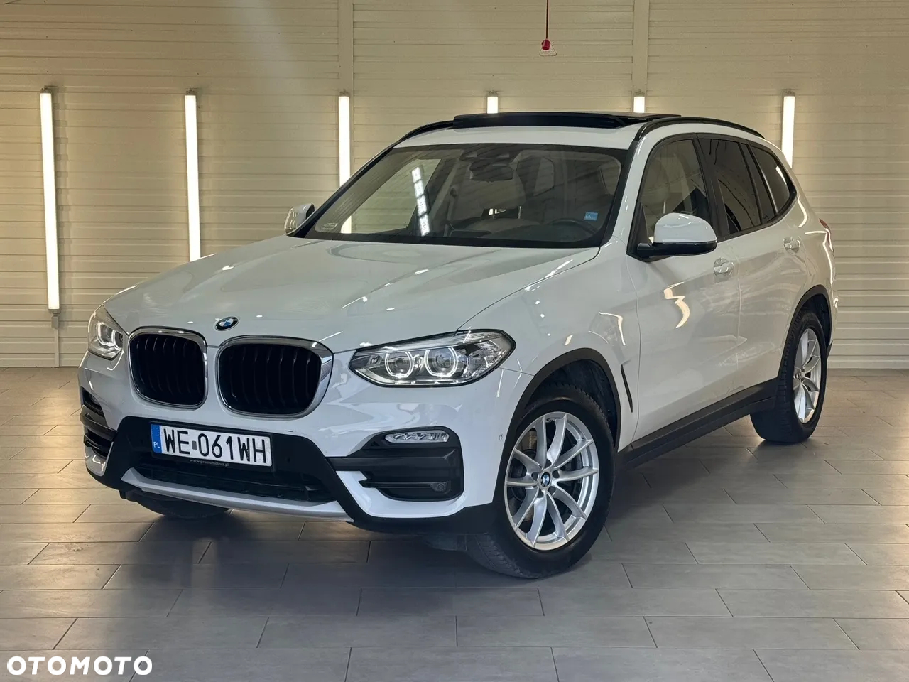 BMW X3 xDrive20i Advantage - 2