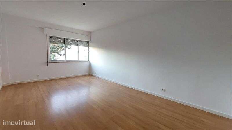 Apartamento T2 em Rio de Mouro - Grande imagem: 4/13