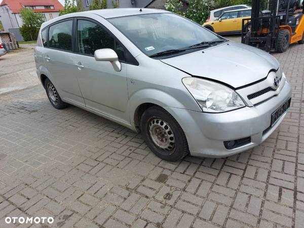 Toyota Corolla Verso 2005 r na części - 8