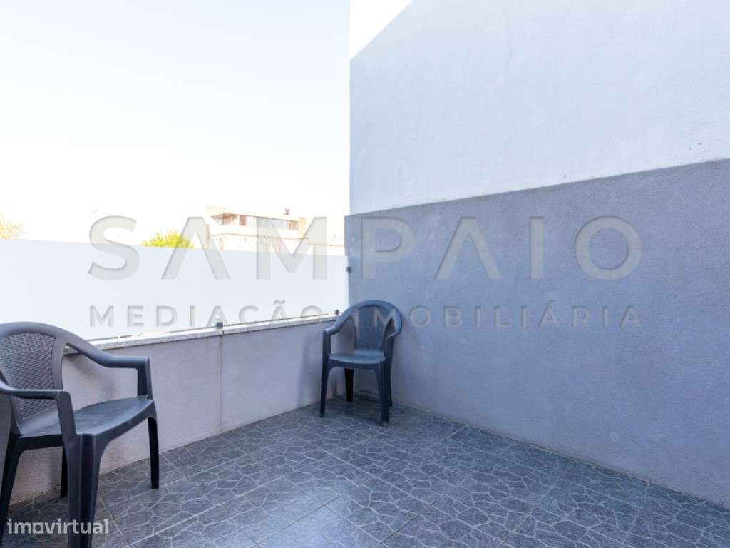 Moradia T2 - Valbom - C/ Nova!-33