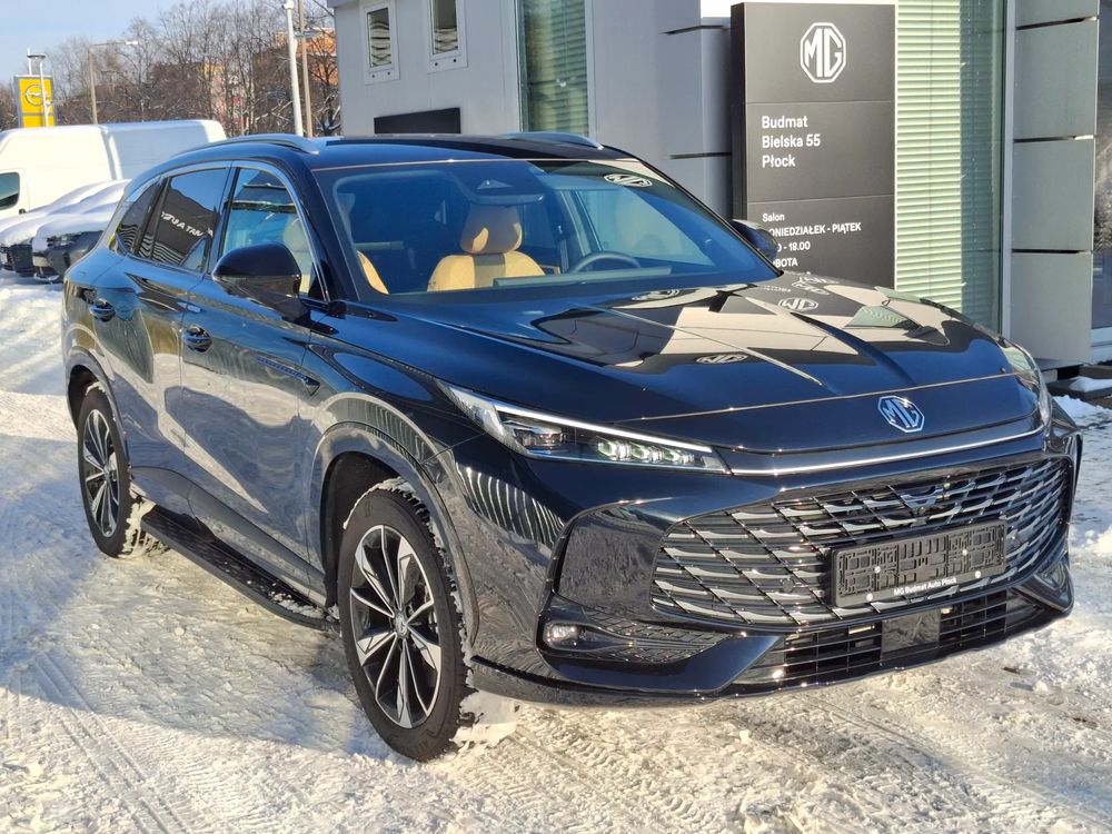 Excite Plug-In 272 KM Czarny kolor jasne wnętrze