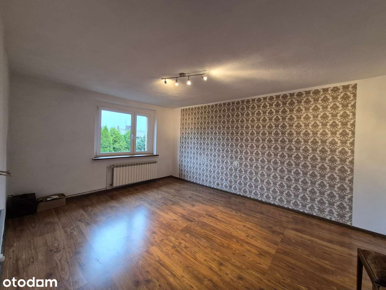 Przytulny , przestronny dom w cichej i zielonej okolicy-13