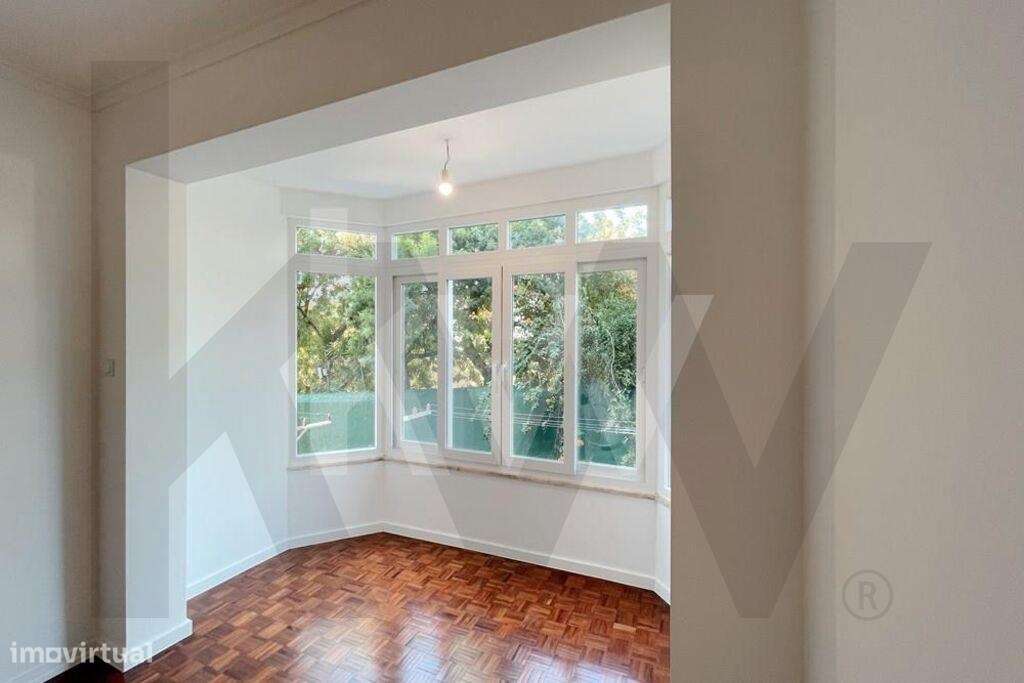 Viver Junto ao Rio  - Apartamento T1 Remodelado em Algés - Grande imagem: 5/33