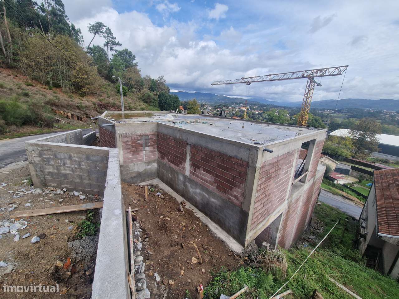 Moradia individual em estrutura ,Geme ,Vila Verde-17