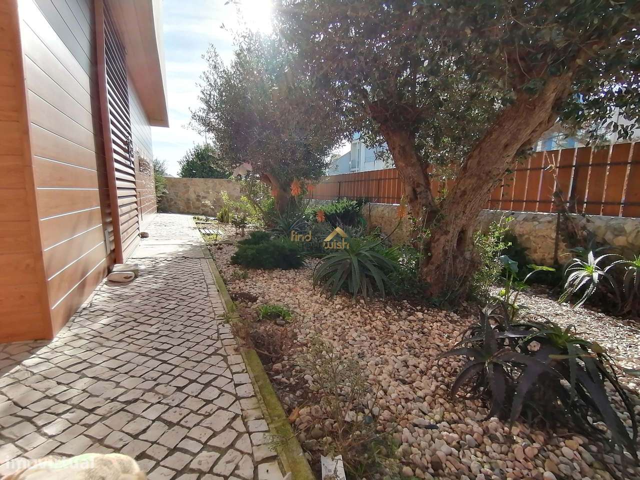 Moradia de luxo com 7 divisões | 550 m² | Piscina, Garagem, Anexo | S. - Grande imagem: 2/60