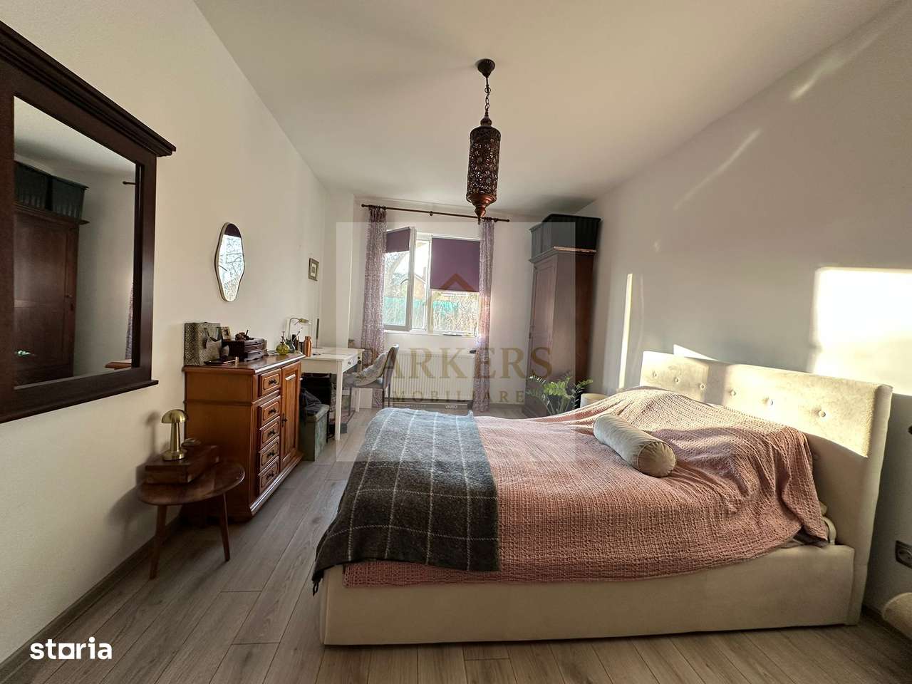 Apartament de vanzare 2 camere cu gradina in Floresti utilat mobilat-3