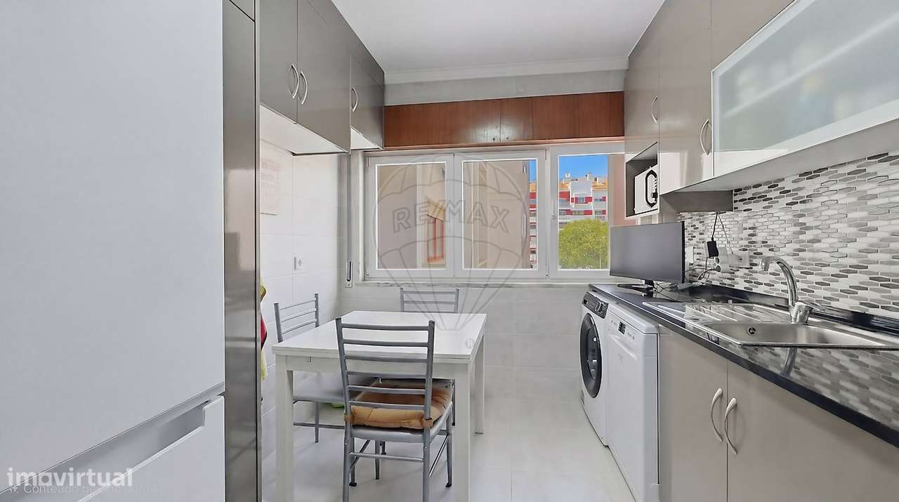 Apartamento T3 à venda em Sintra-18