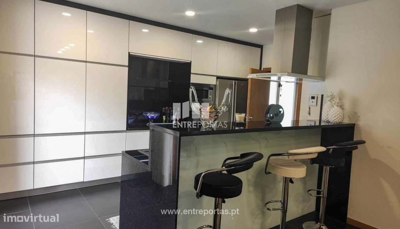 Venda de Moradia individual V4, Mazarefes, Viana do Castelo - Grande imagem: 4/30